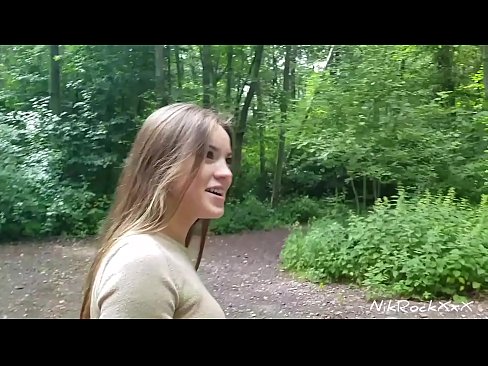 ❤️ Es piedāvāju Evelīnai, lai mēs izdrāžamies publiskā vietā! Viņa piekrita. Tad es viņu izdrāztu dibenā un spermu viņas mutē. Pēc tam viņa čurāja. ☑ Super porno pie lv.porno-fuq.ru ﹏